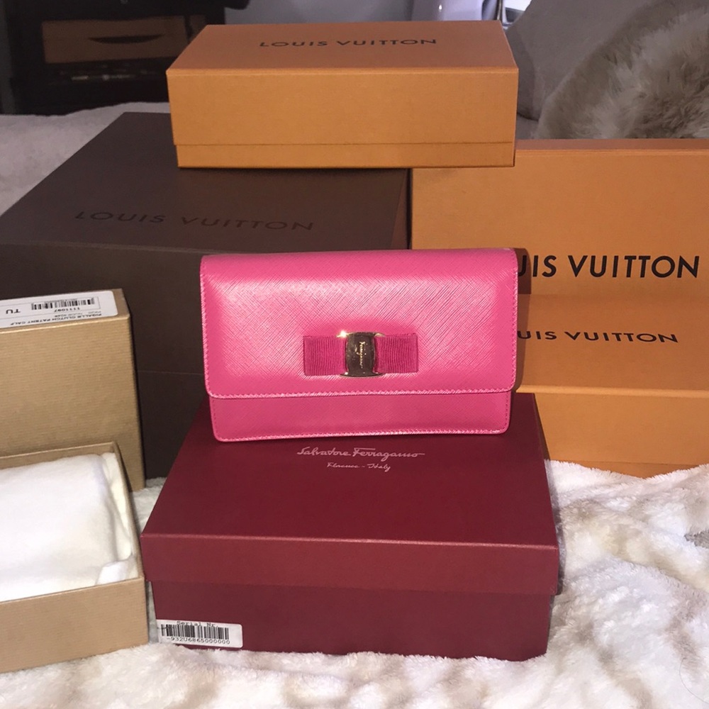 Authentic Salvatore Ferragamo Epi belt bag